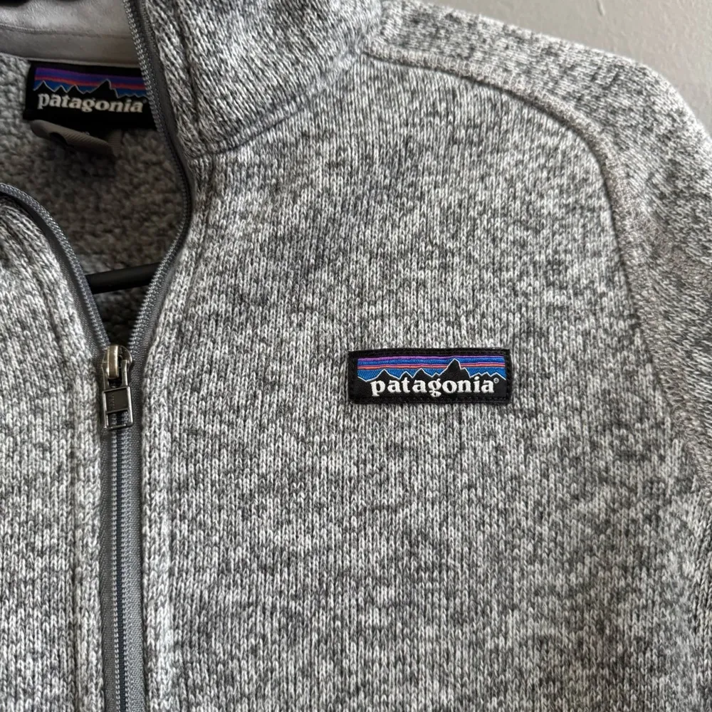 Patagonia Grey Fleece 1/4 Zip Pullover - Image 2