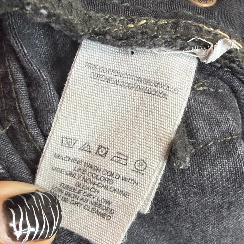 Free People Black Distressed High Rise Tapered Jeans Grunge Denim. Size 25 - Image 6