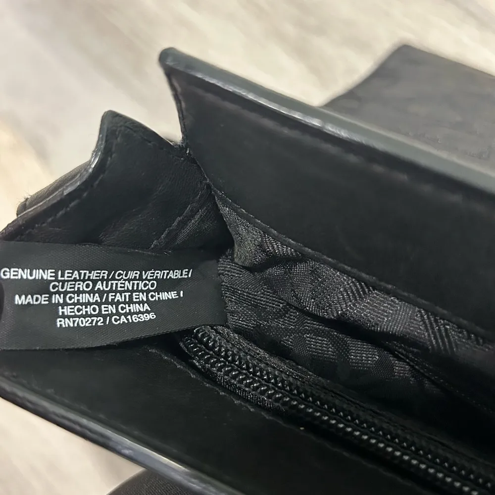 Vintage Liz Claiborne Genuine Leather Shoulder Bag Black Cowhide Handbag Purse - Image 6