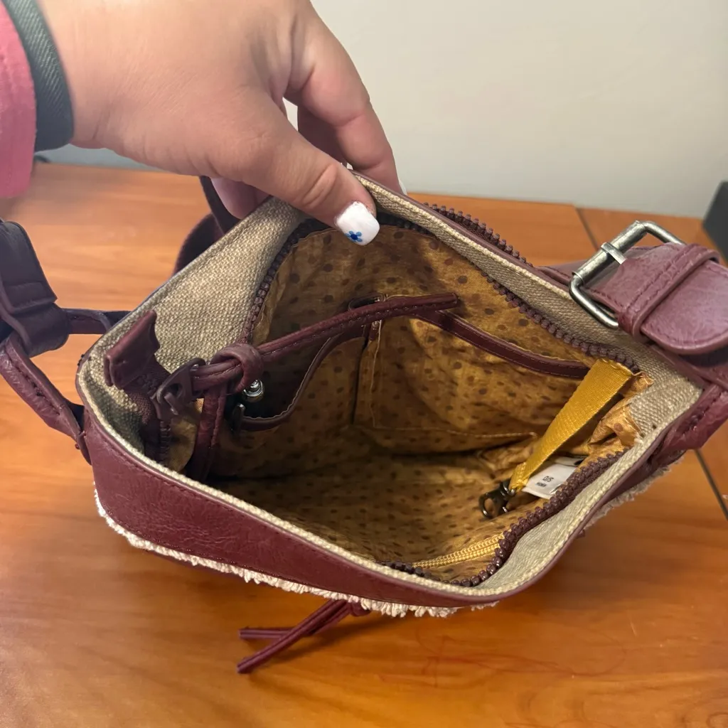 Sherpani Crossbody Bag Purse Canvas‎ Leather Laurel Burgundy Khaki Casual Red - Image 6