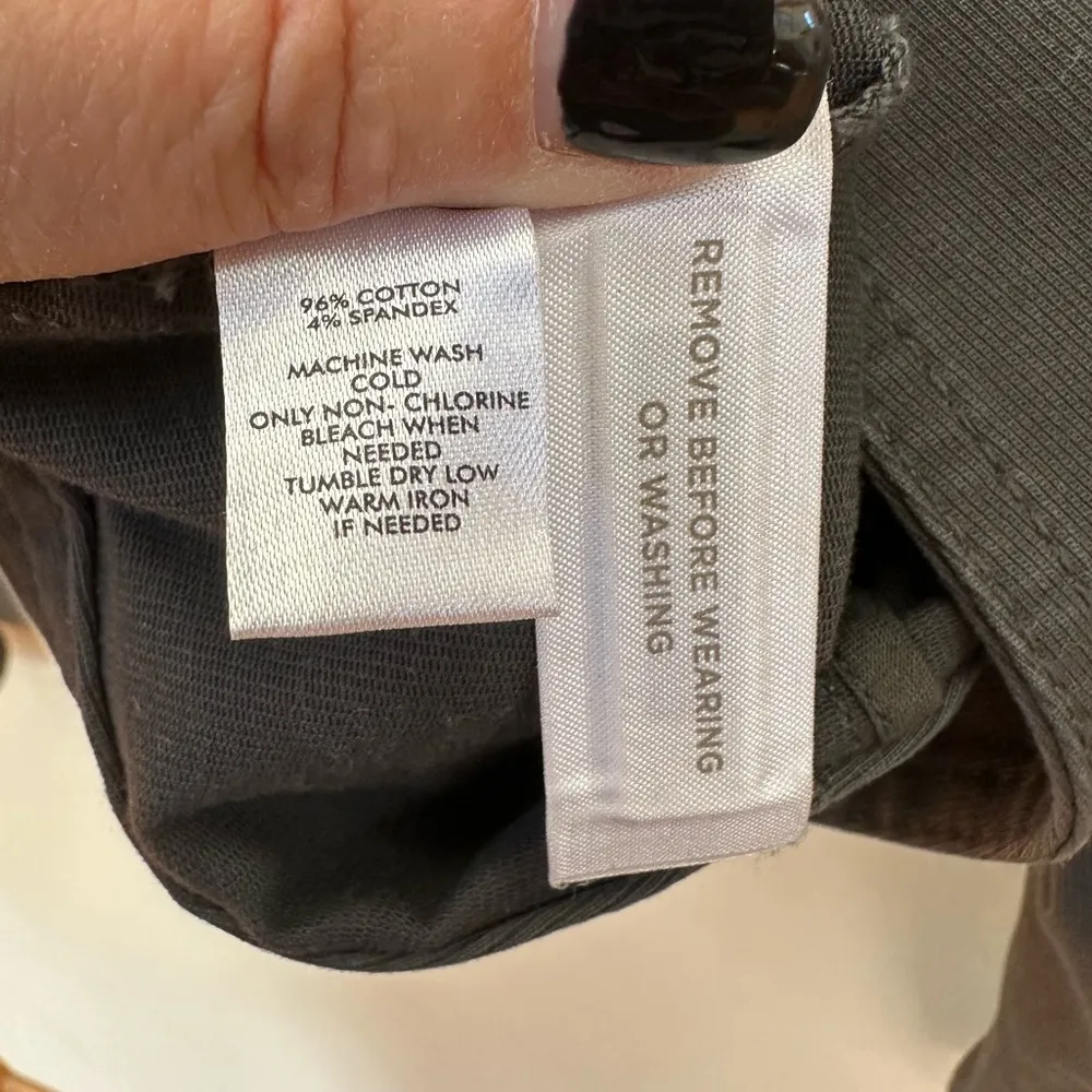 Ann Taylor Loft military cropped jacket with 3/4 sleeves. Size Med. Dark Gray - Image 5