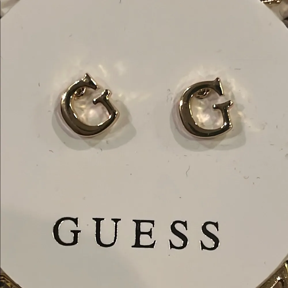 Guess Gold and Silver Sparkling  Rhinestone Bracelet and G earrings Jewelry Set - Image 6