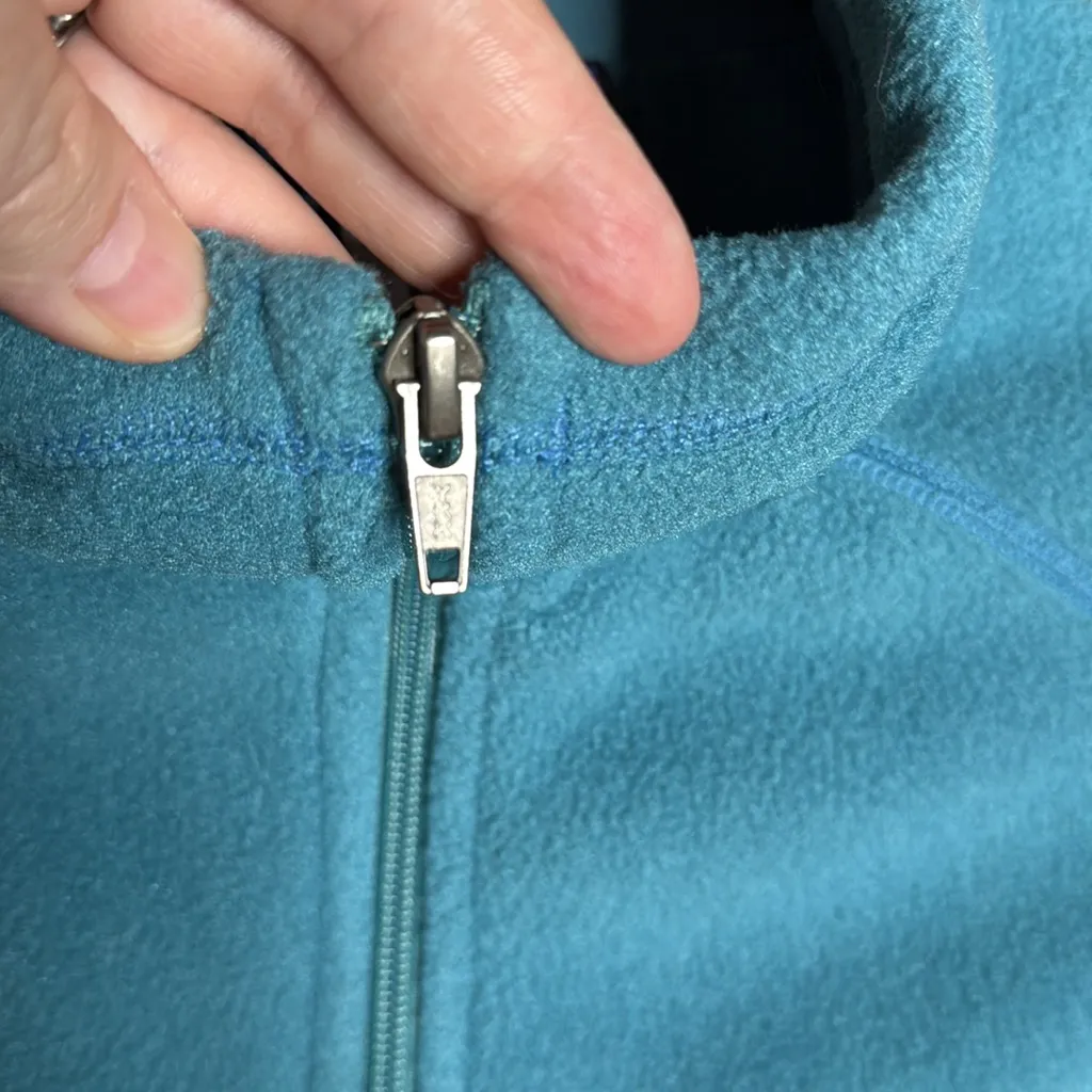 Patagonia Synchilla Turquoise Fleece Vest Size Large - Image 4