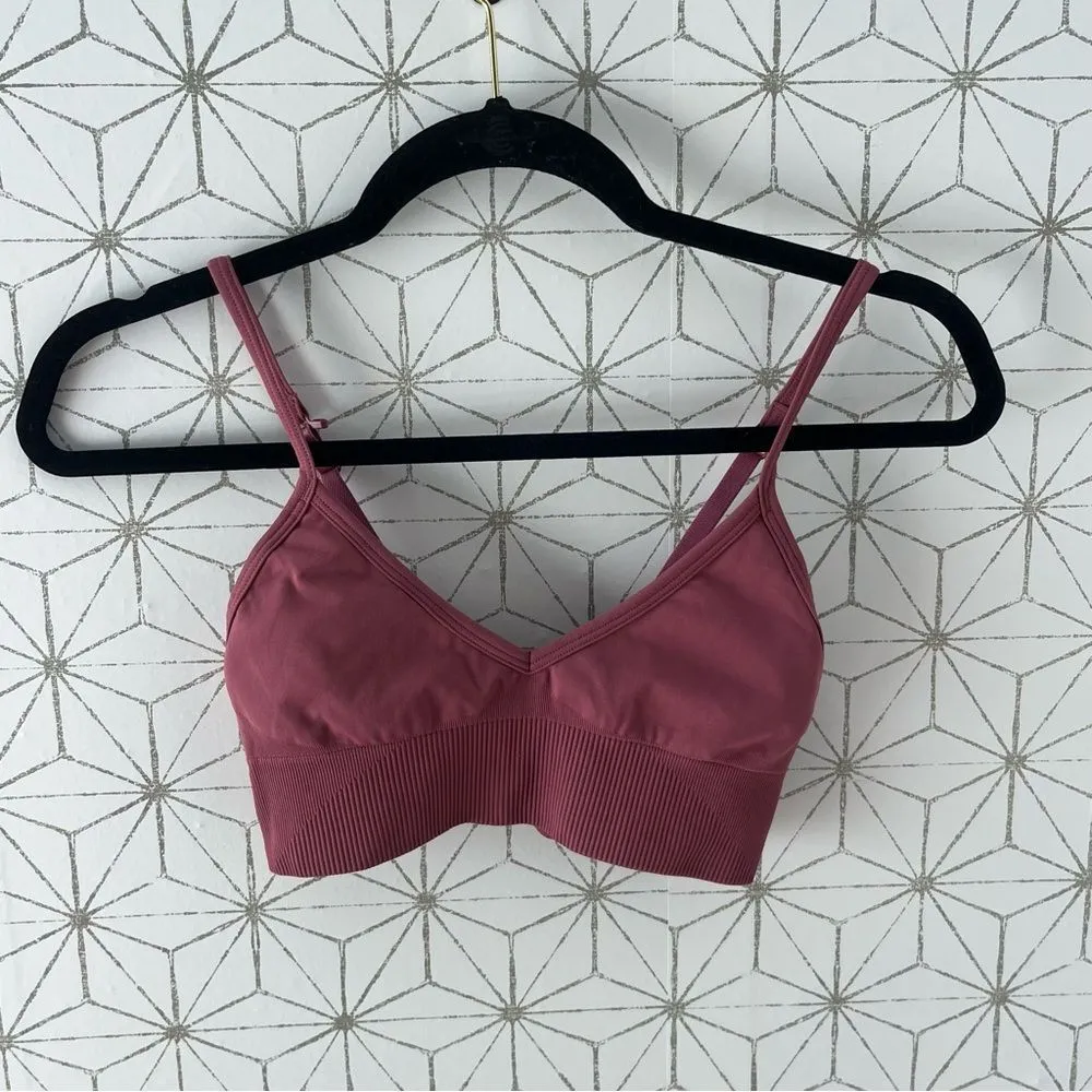 Lululemon Ebb To Street Bra II
Moss Rose - Image 4