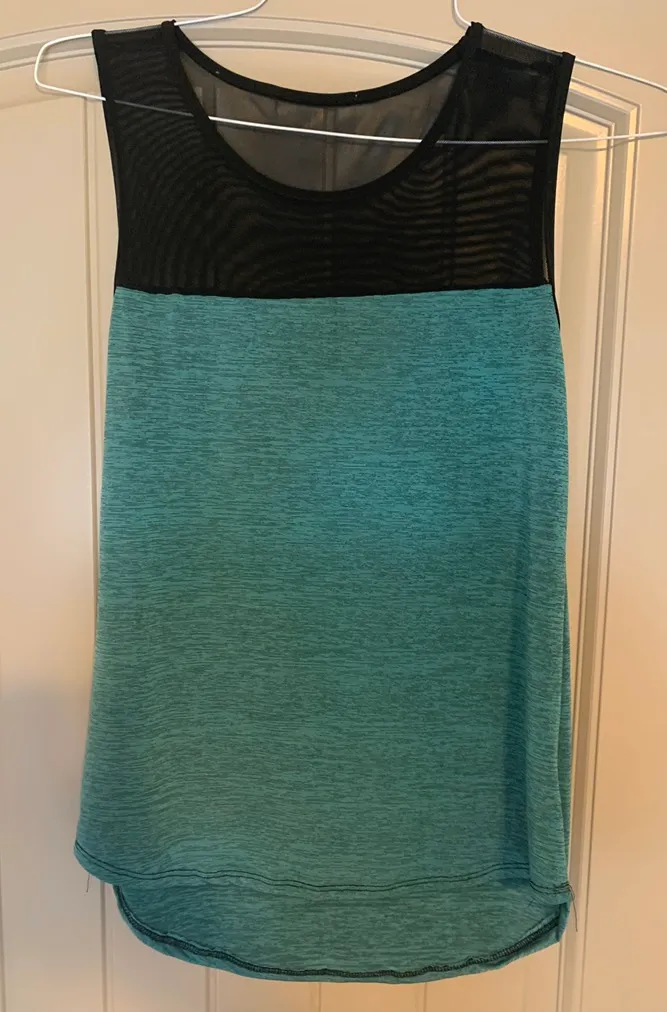 Athletic Tank Green Size M - Image 2