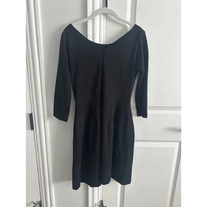 Amanda Uprichard Black Ponte Classic Dress Size: Medium - Image 6