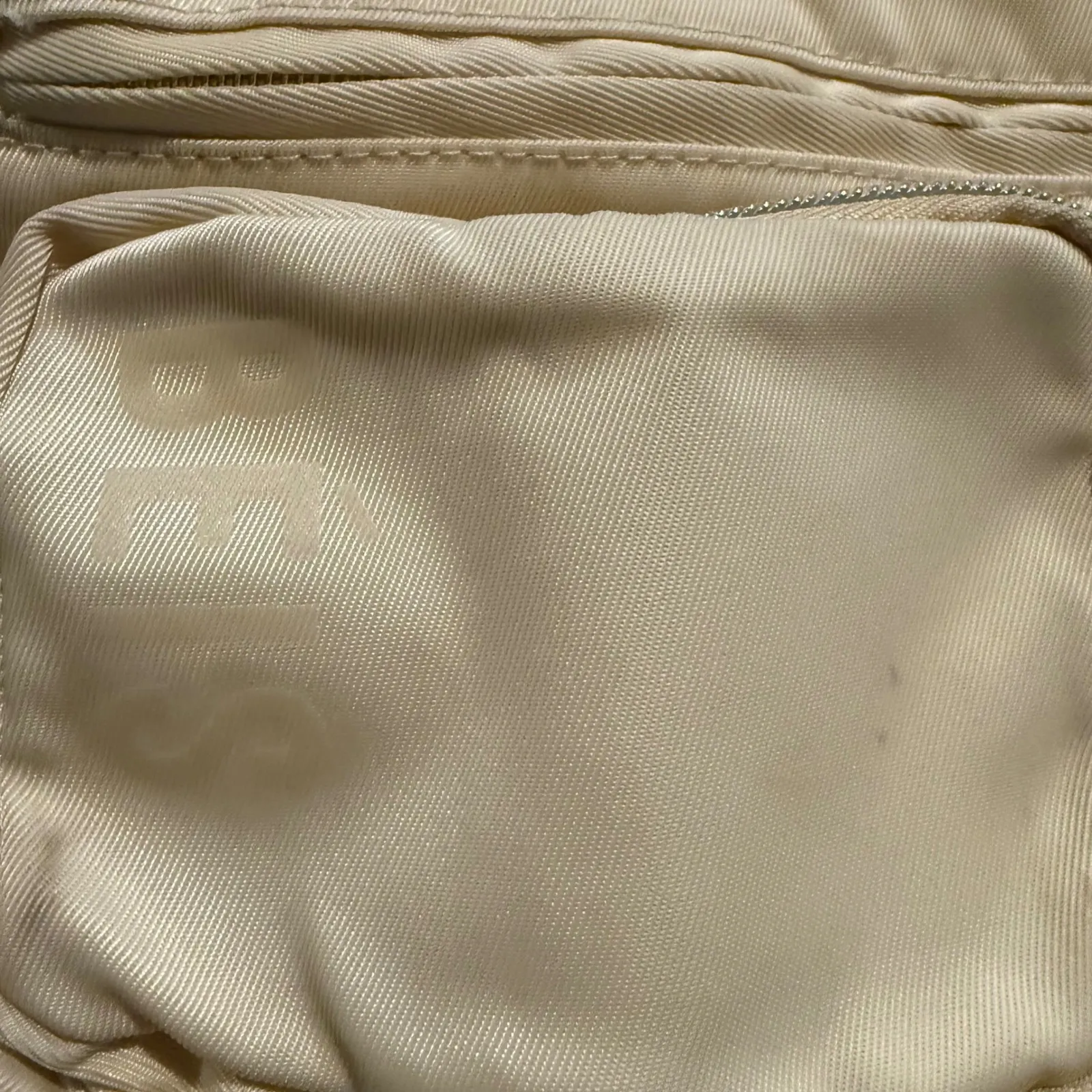 BEIS The Survival Sling Beige Bag Crossbody Multi Pocket Adjustable Strap NWOT - Image 4