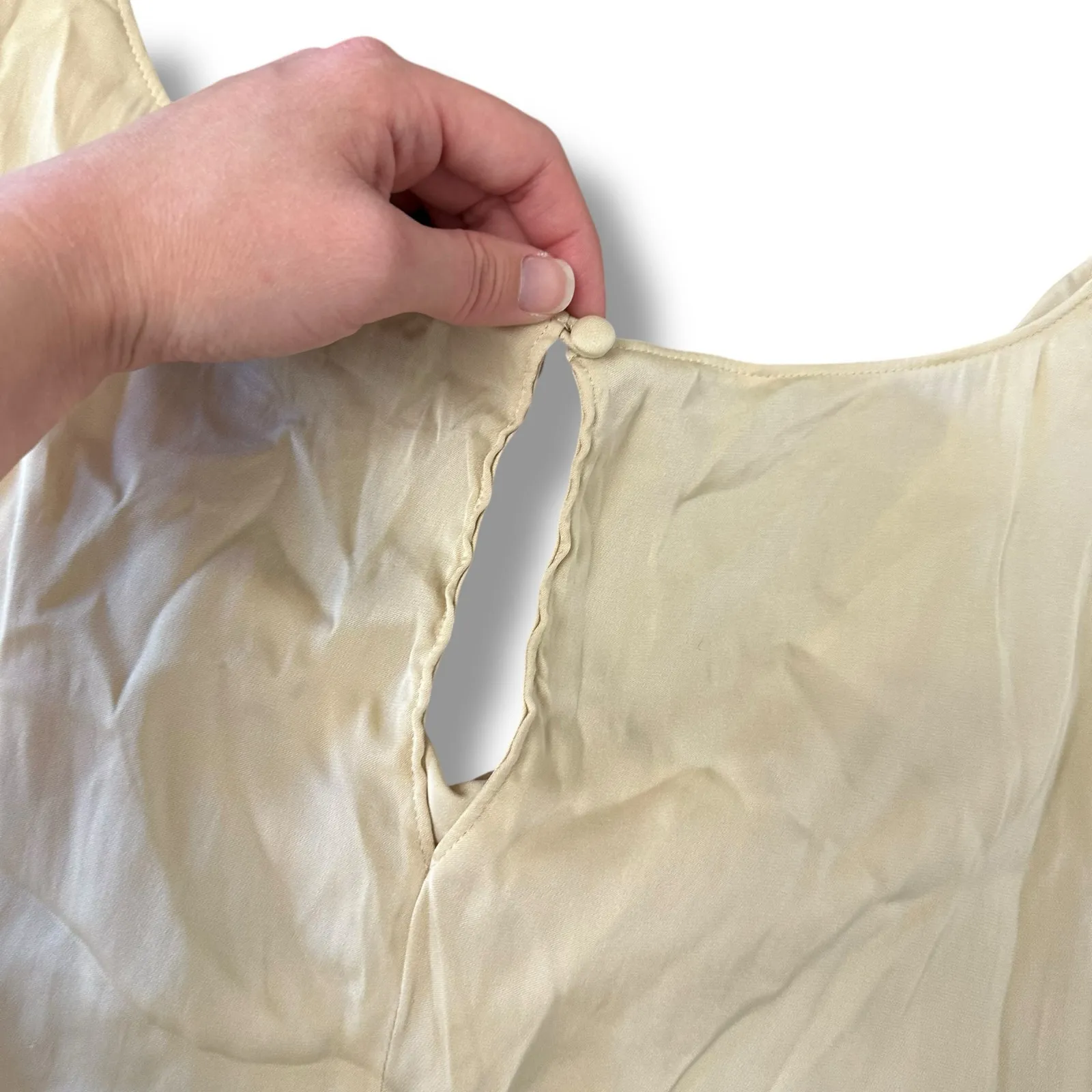 Ann Taylor Women’s Silk Blend Cowl Neck Blouse Size 6 Beige Champagne Sleeveless - Image 6