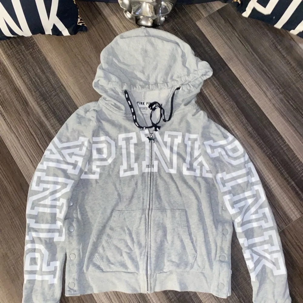 Gray PINK Hoodie - Image 15