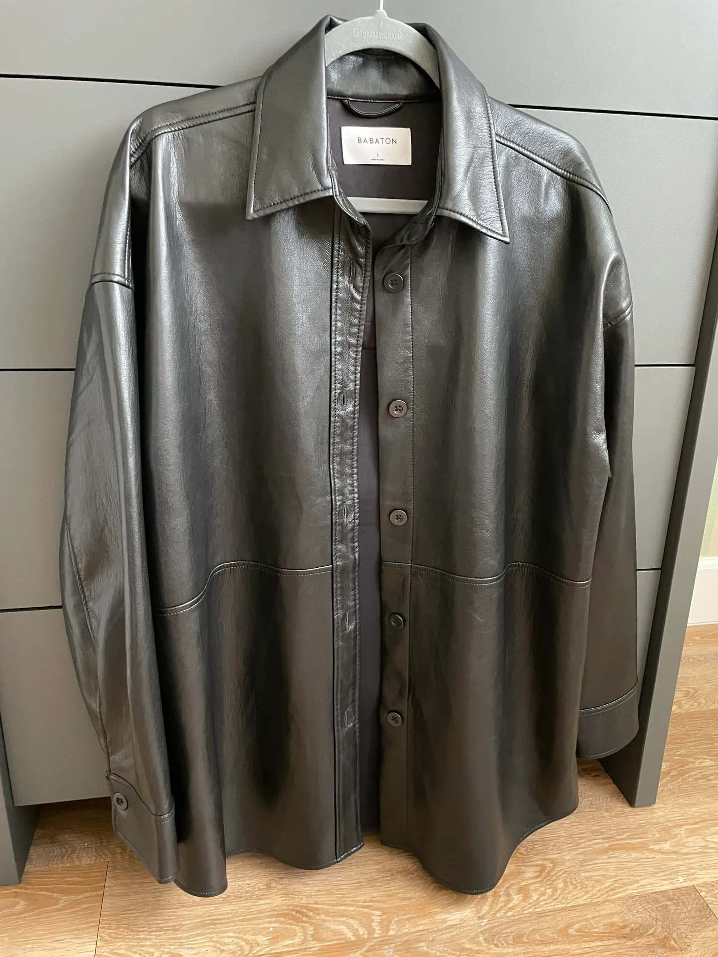 Aritzia Black Leather Pelli Shirt Jacket - Image 5