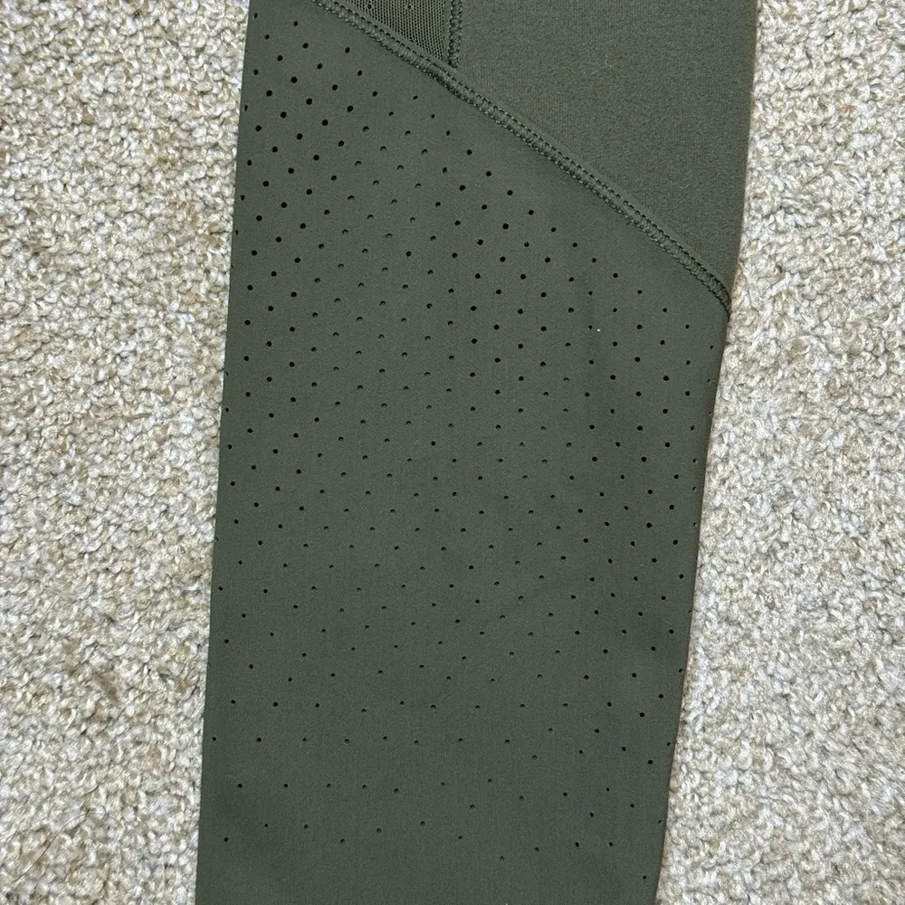 Lululemon Green High Rise Leggings Size 2 Barre Star Pant Align Fatigue - Image 11