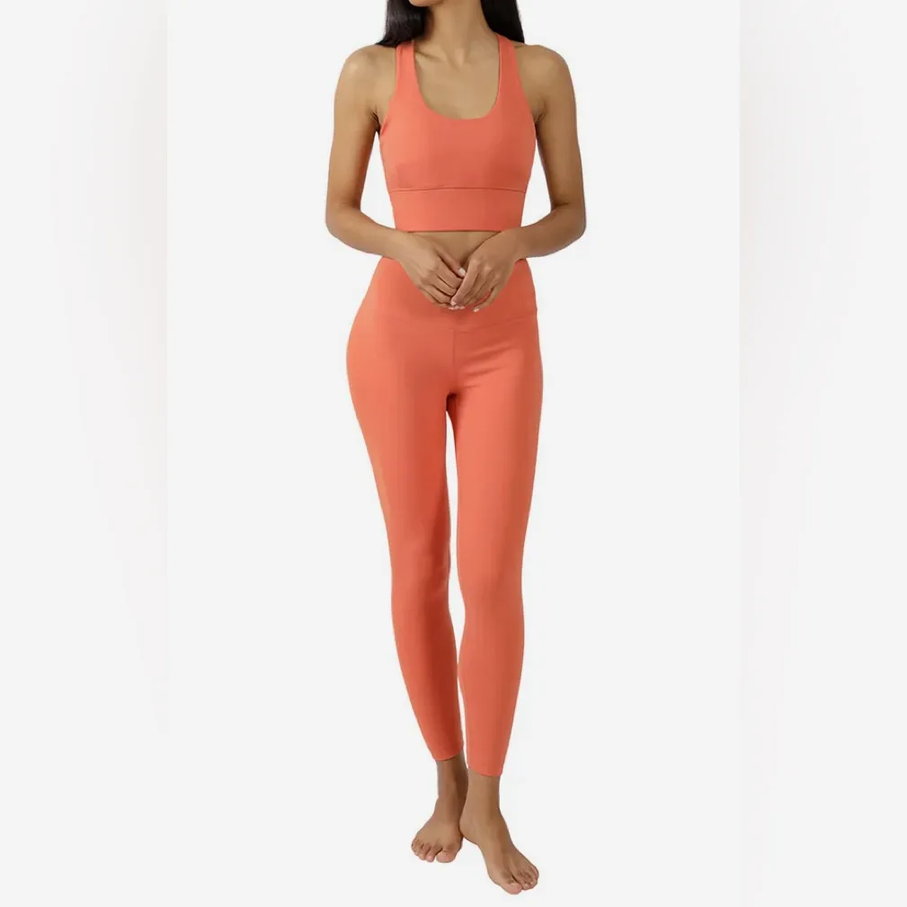 NWT - High Rise V-Back Ankle Length Leggings. - Image 4