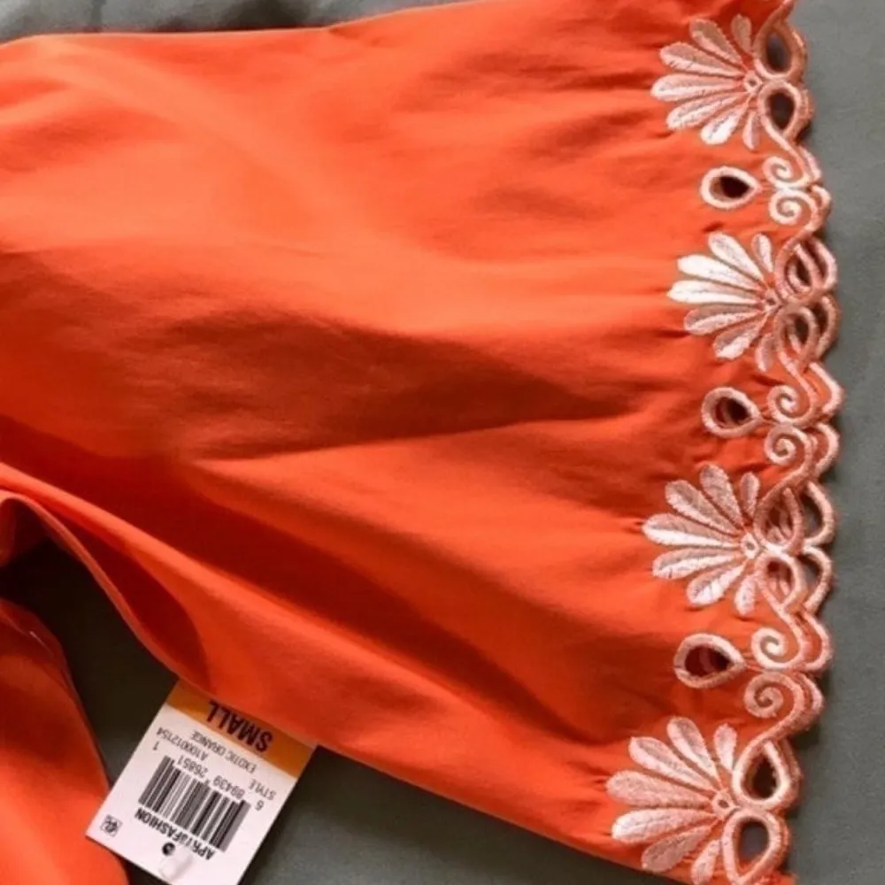 Maison Jules cold shoulder blouse size S 3/4 sleeves orange floral detail size S - Image 3