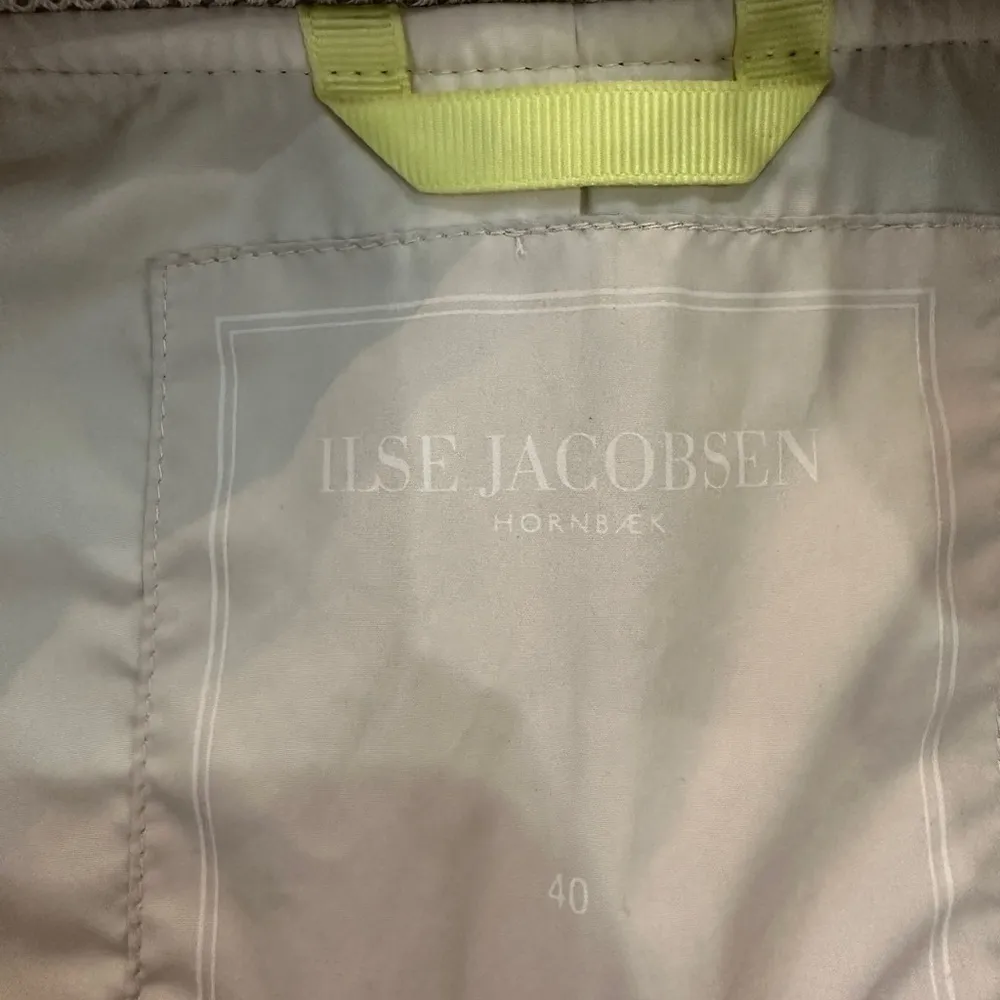 Ilse Jacobsen Hornbæk | Mesh Hooded Vest in Sand size 40 - Image 4