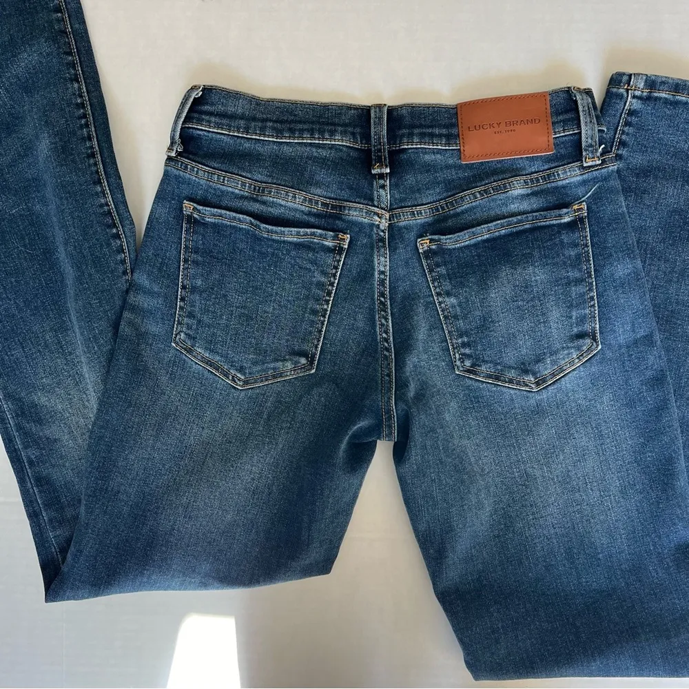 Lucky Brand Easy Rider Jean mid rise straight fit boot cut dark wash size 2 26 - Image 8