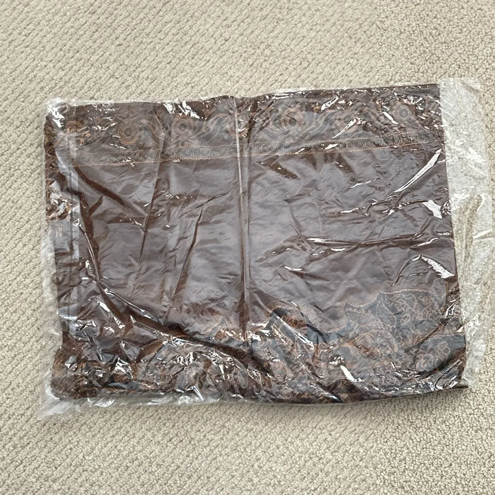 NEW Pashmina Scarf Wrap Tassles Black Brown 55% Pashmina 45% Silk SEALED - Image 4