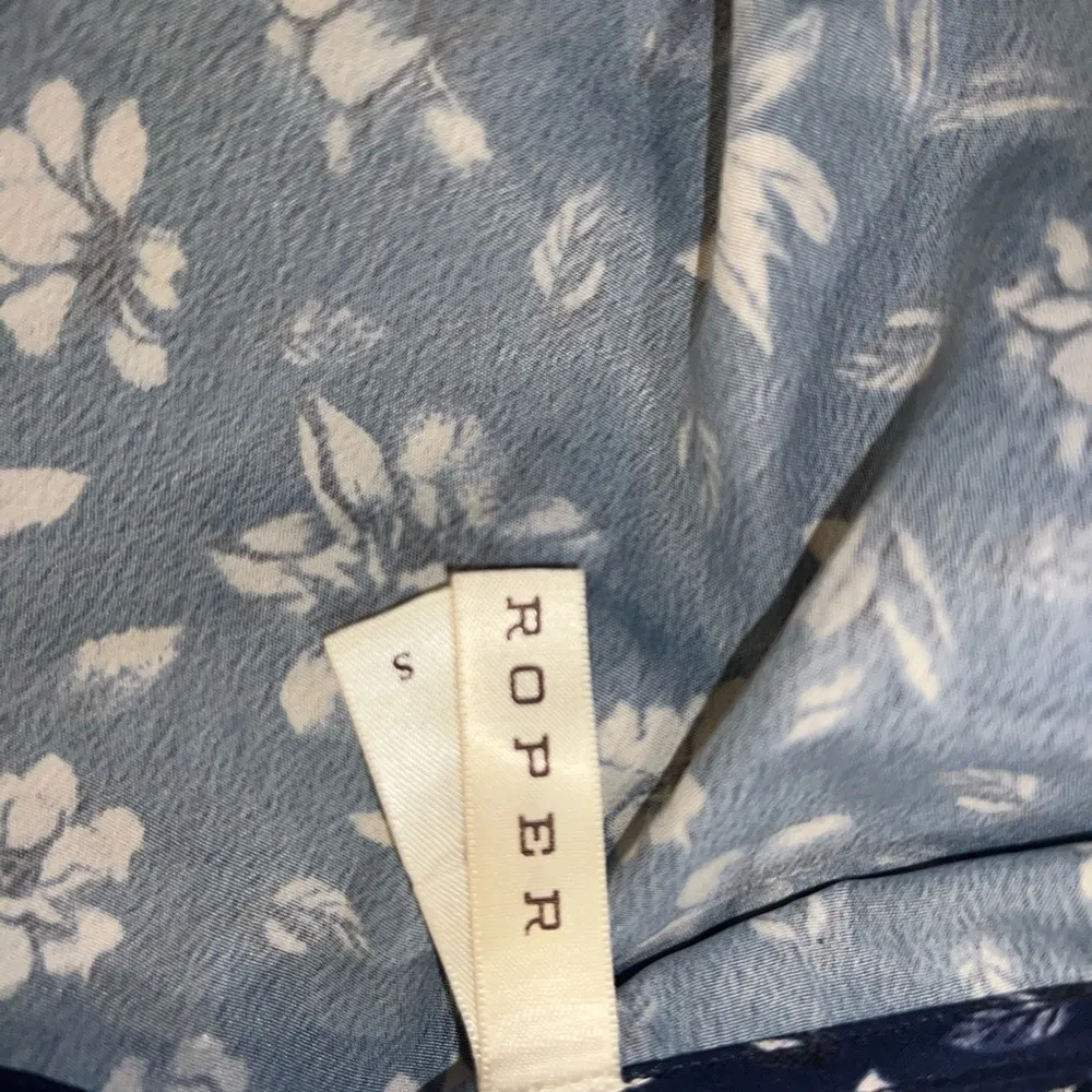 Roper Navy Floral Long Sleeve Dress Blue - Image 5