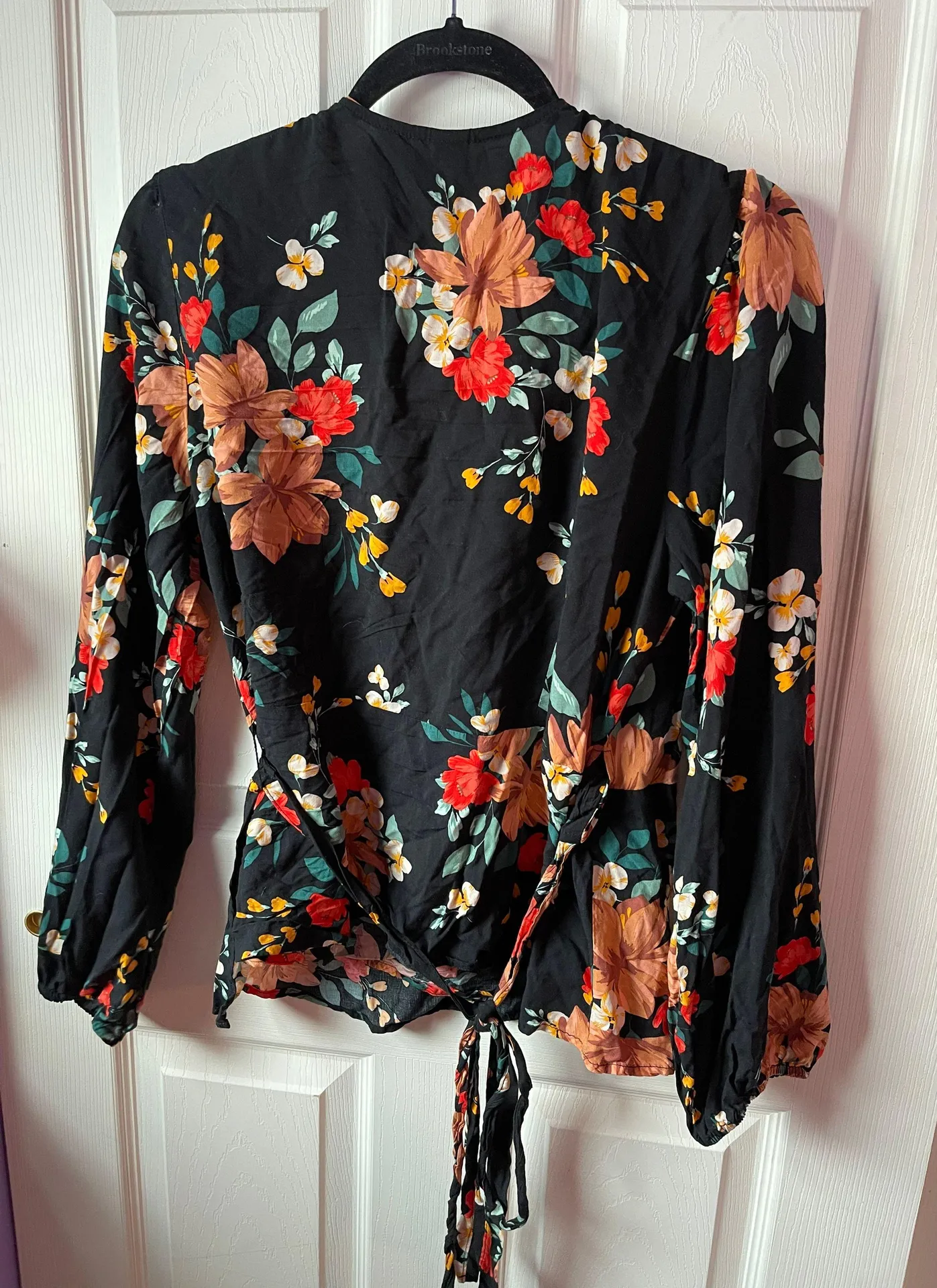 Old Navy Wrap Top - Image 2