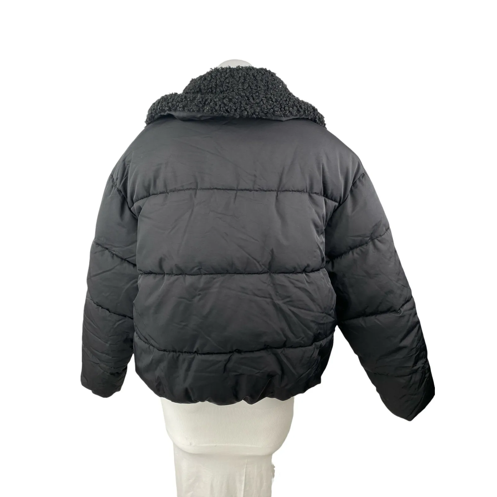 Urban Outfitters Black Faux Fur Collar Long Sleeve Quilted Puffer Coat Jacket XS - Image 2