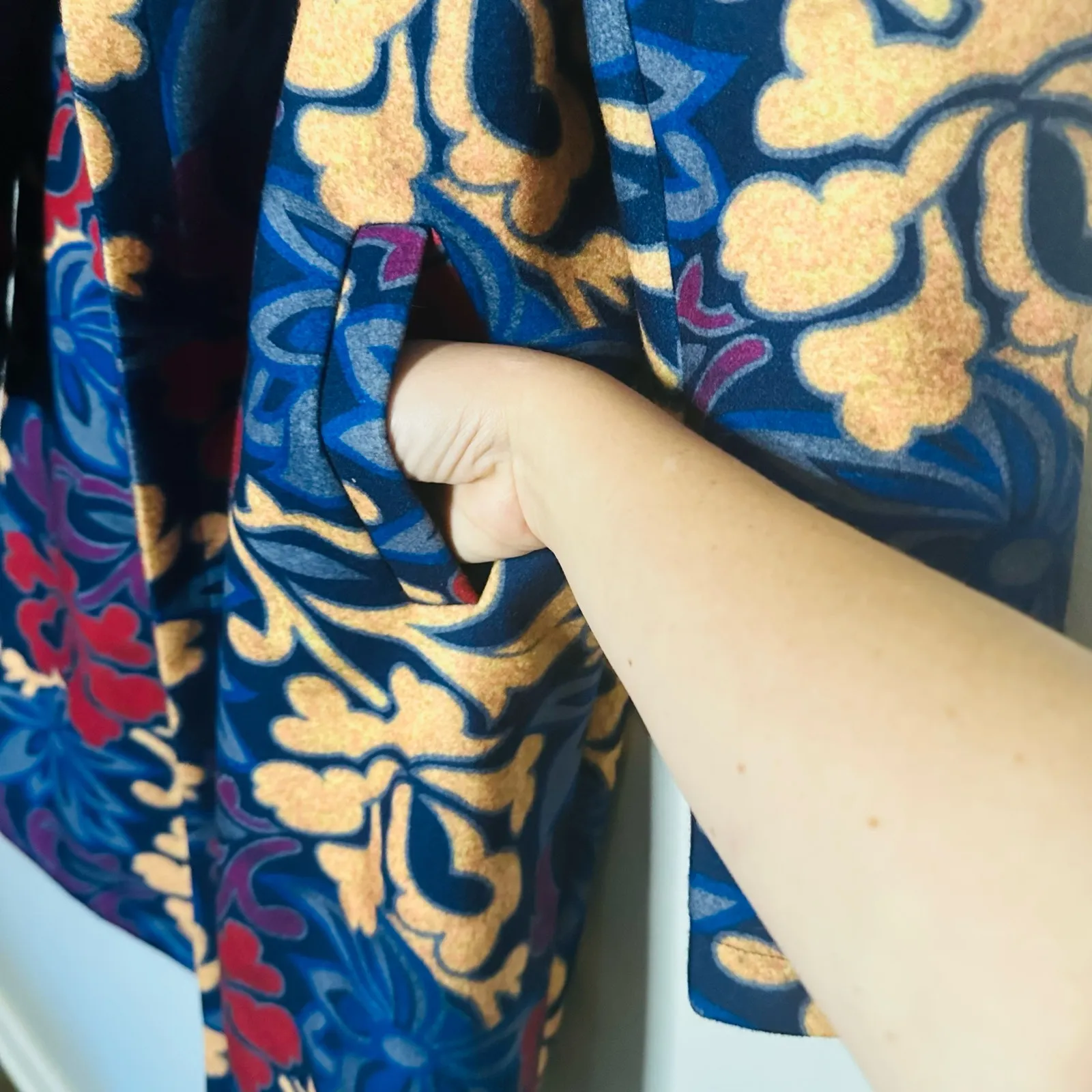 Vintage YaZhuang Floral Blue Tan Red Front Pocket Blazer Long Jacket Size Large - Image 12