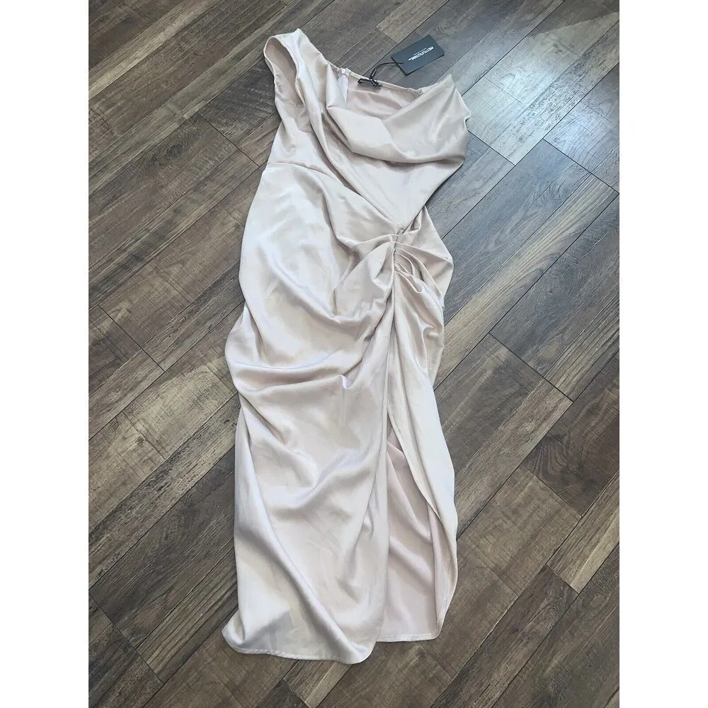 Pretty Little Thing Satin Off The Shoulder Draped Dress Nwt 78$ formal 10 fall - Image 6