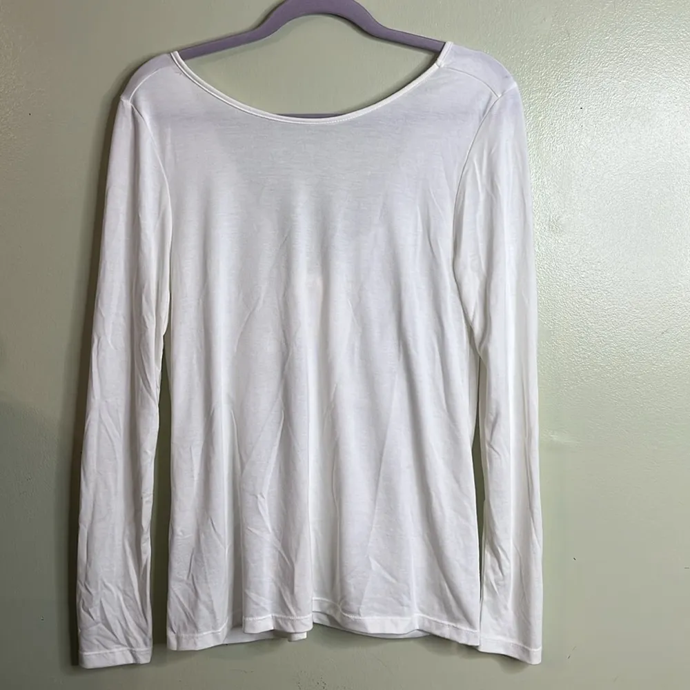 Athleta Waterfall front Long Sleeve top bright white, size medium - Image 4
