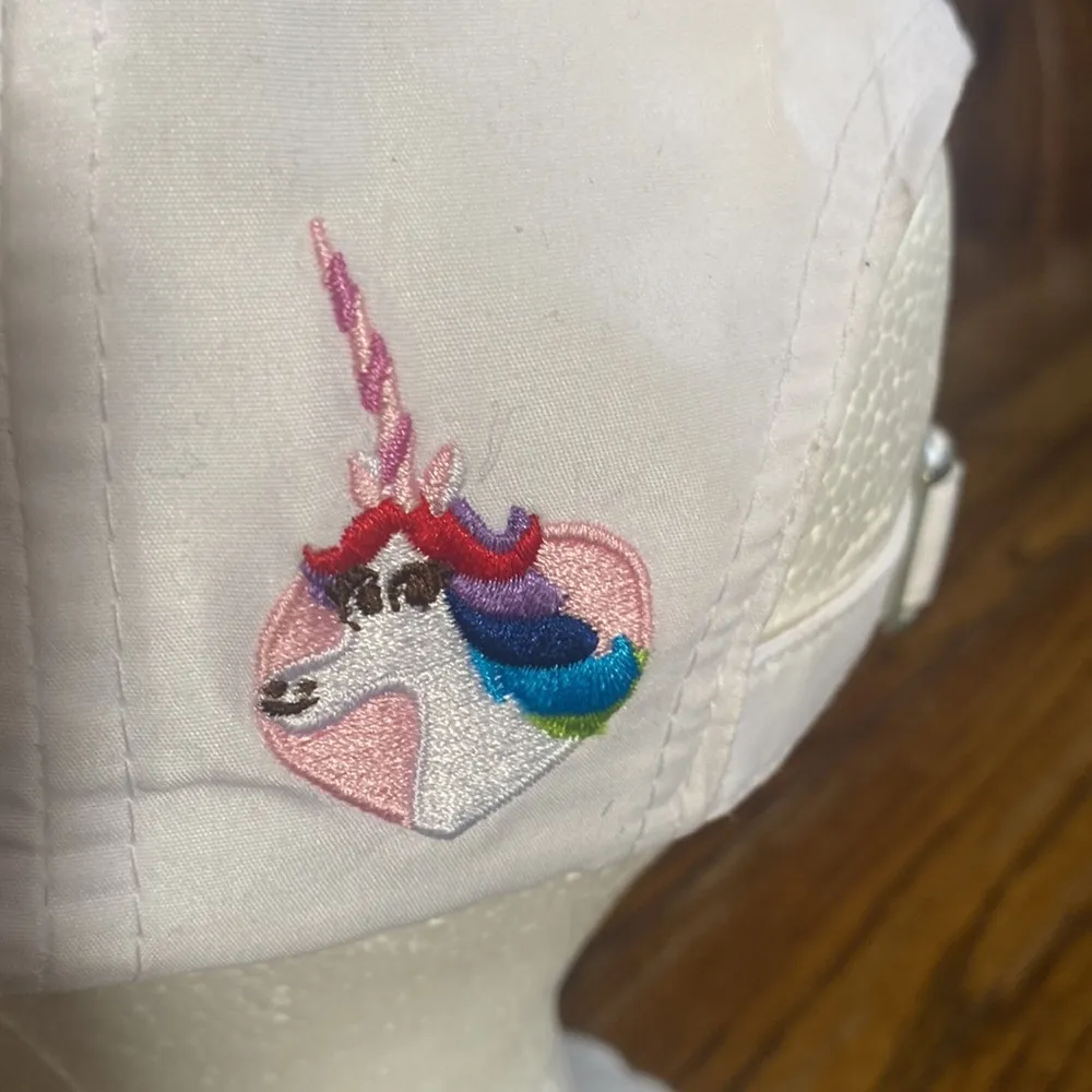 Disney park’s Famous unicorn 🦄 hat - Image 4