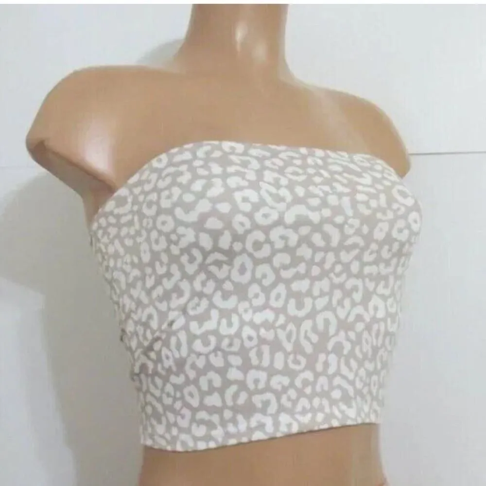Le Lis Leopard Print Tube Top - Image 5