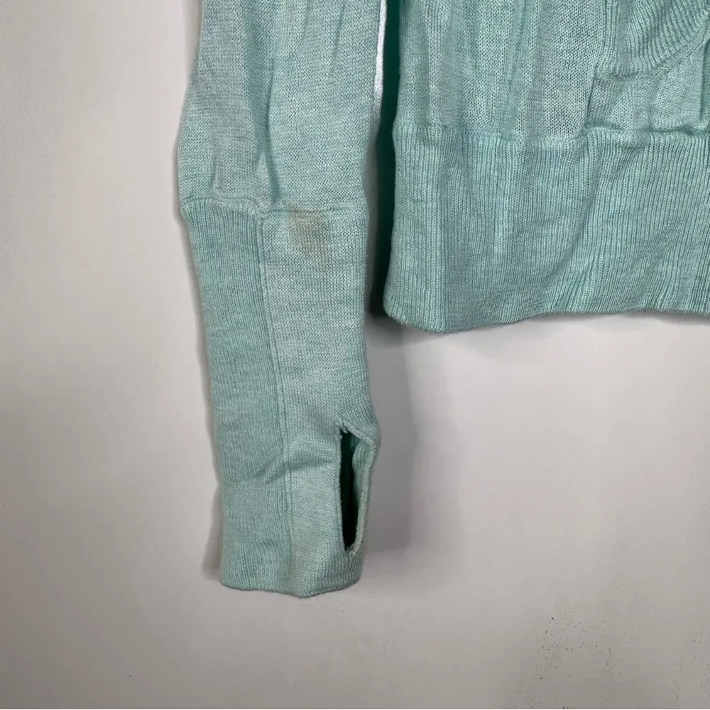 Lululemon Light Blue Long Sleeve Sweater - Image 3