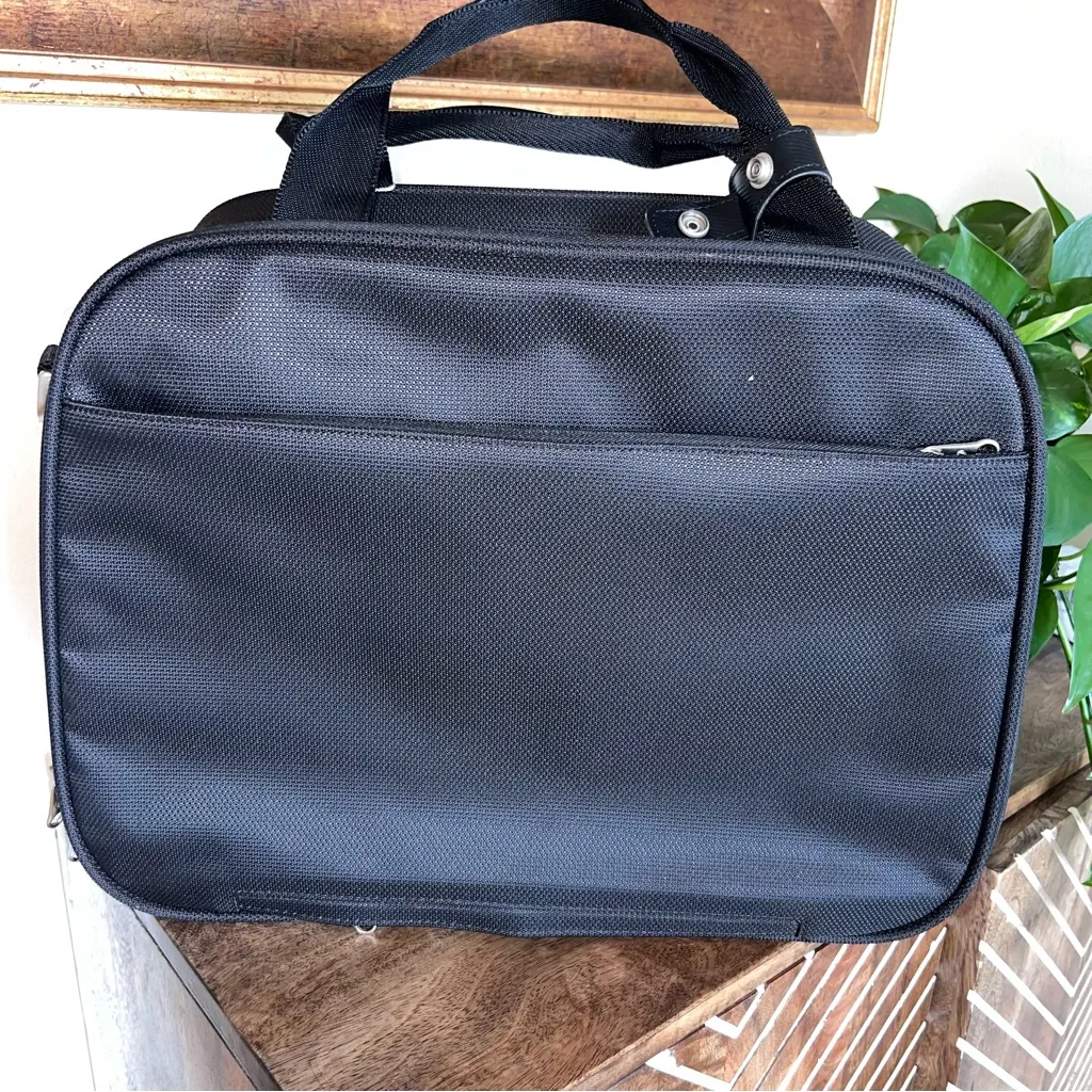 Samsonite‎ X’ion 2 Shoulder Bag Black - Image 3