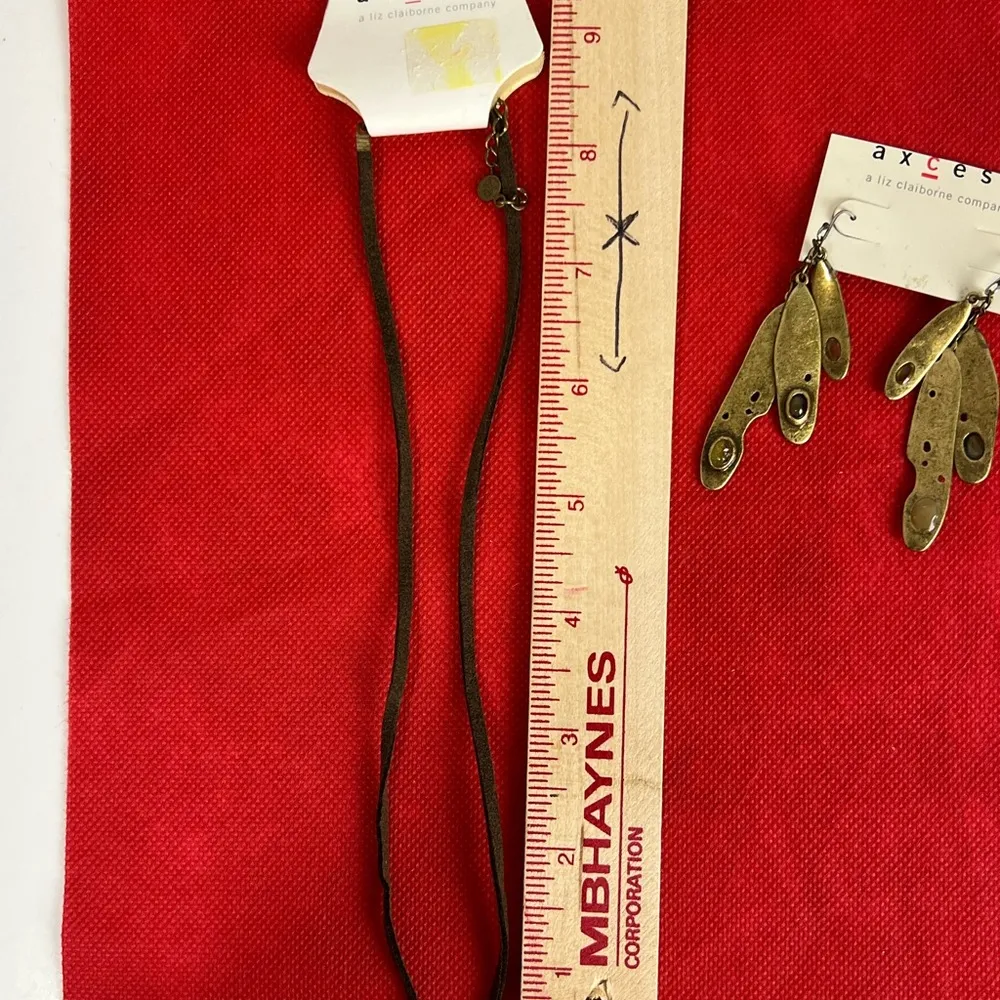 Axcess Liz Claiborne Faux Gemstones Necklace Matching Dangle Pierced Earrings - Image 5