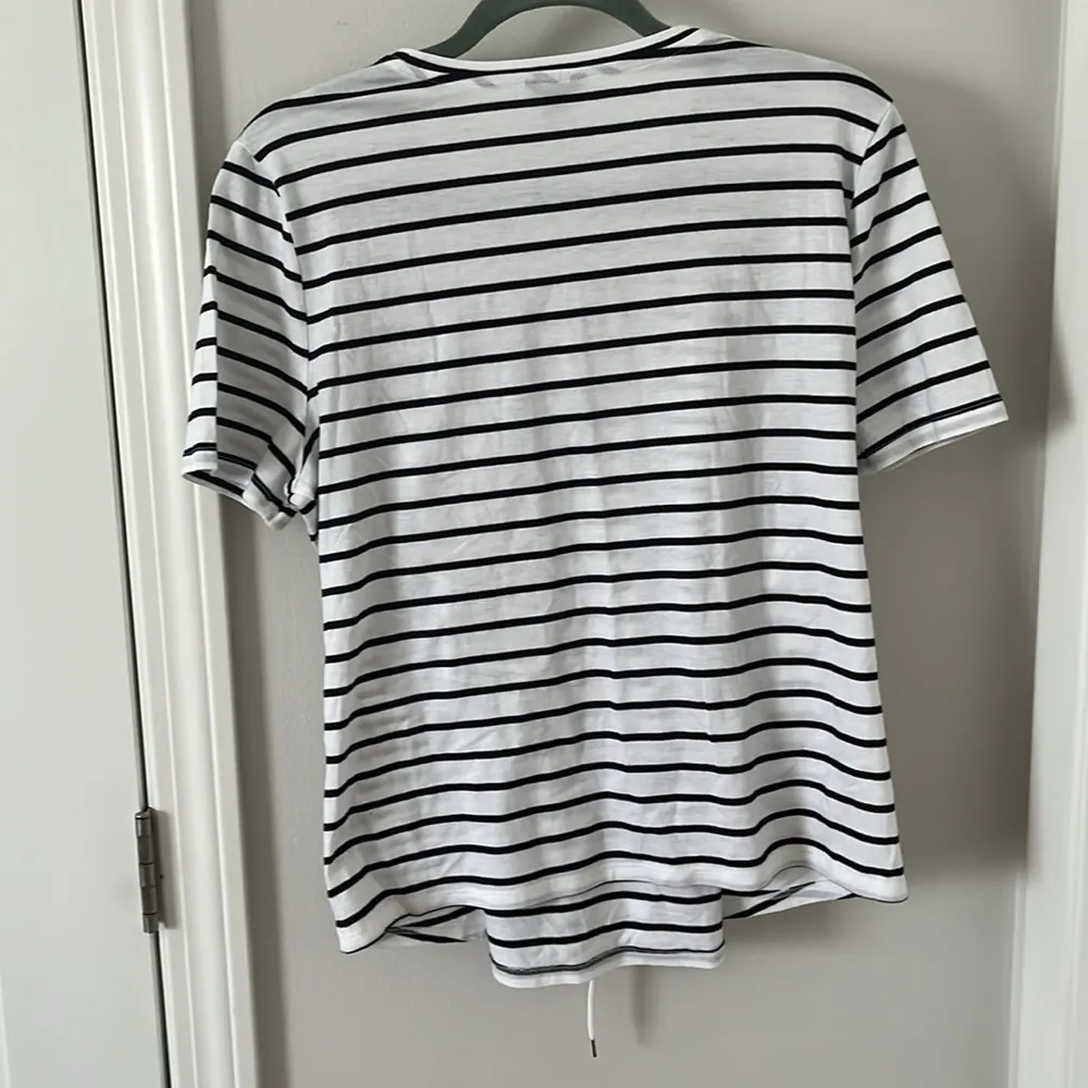 Ann Taylor stripped t shirt in size Large - Image 5