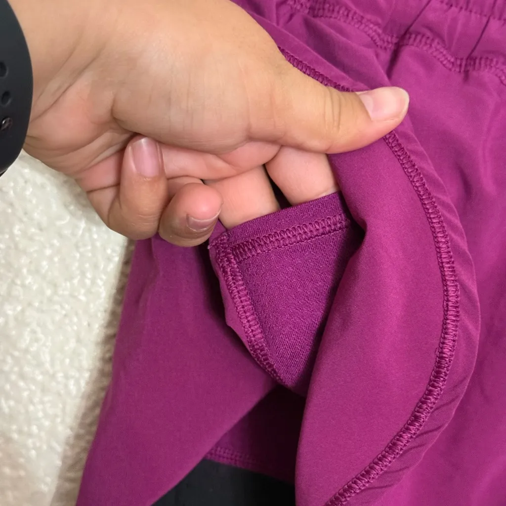 Lululemon Hot To Street Regal Plum / Black Women’s Size 8 Lined Short - Image 9