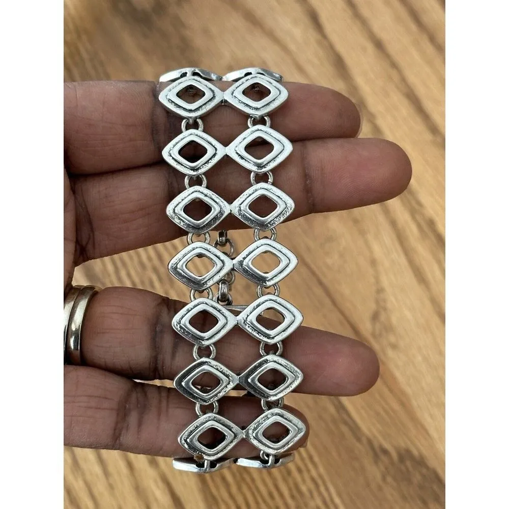 Lucky Brand Silver Tone  Open Link Bracelet Classic Toggle Closure - Image 2