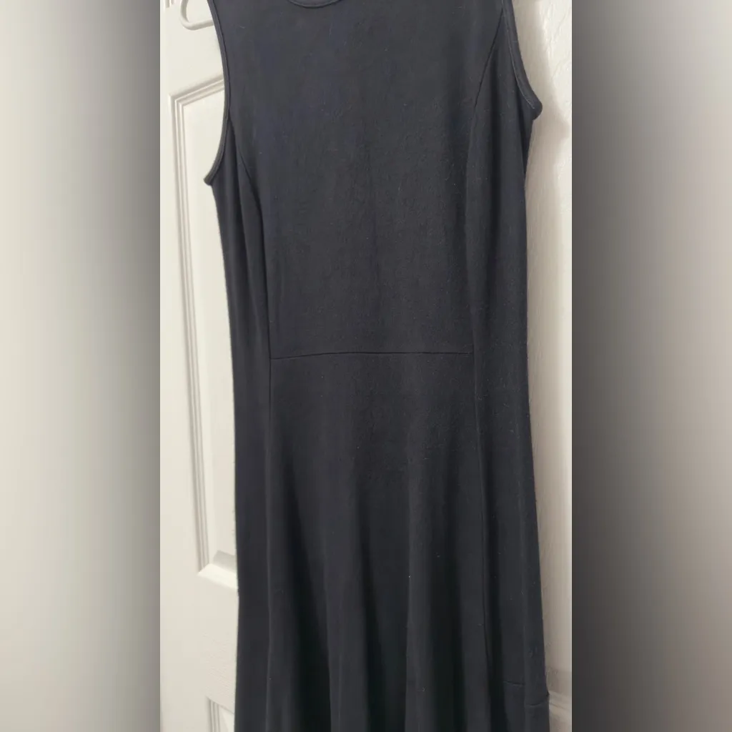 Donna Ricco Classic Black Midi Dress - Image 3