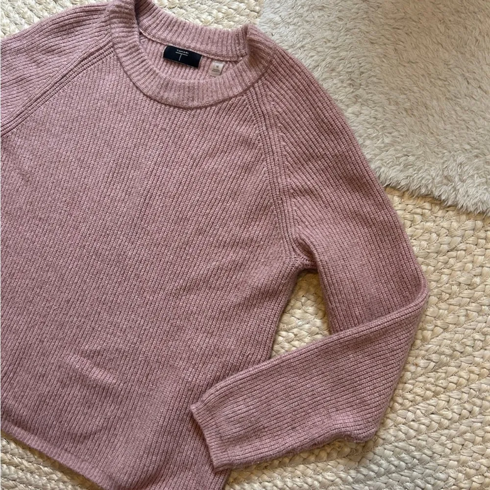 T Tahari knit pink sweater m - Image 3