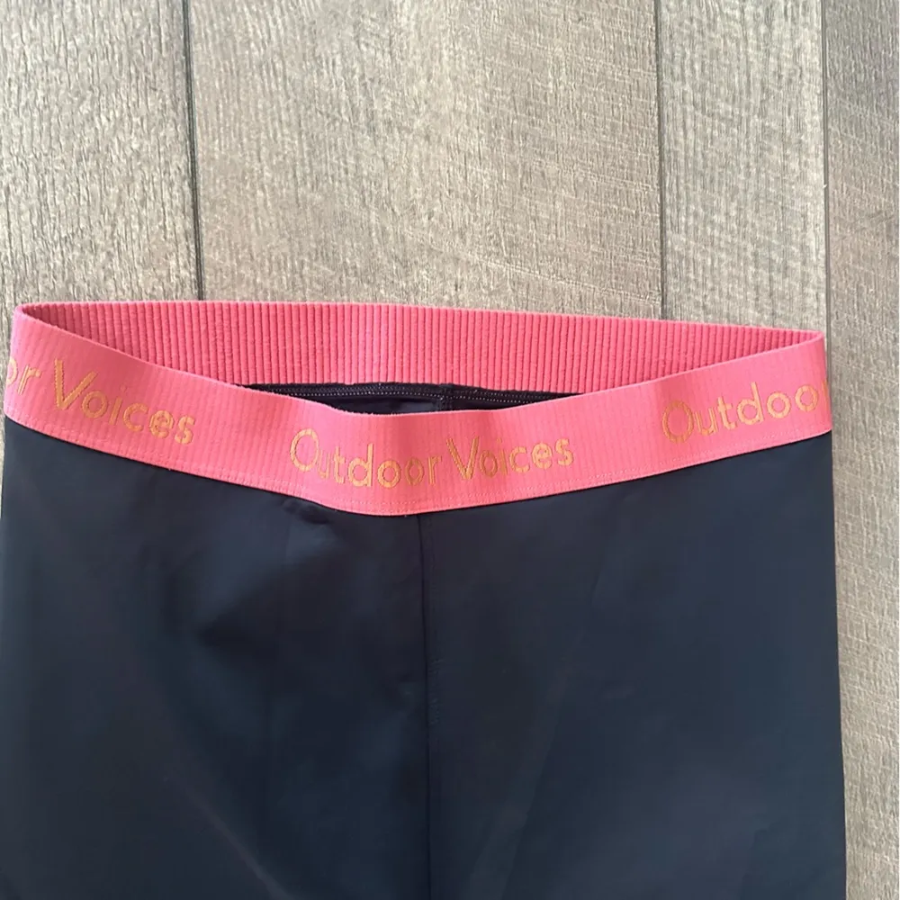 Outdoor Voices Smooth 7/8 Length Ultra High Rise Leggings Black Desert Rose - Image 4