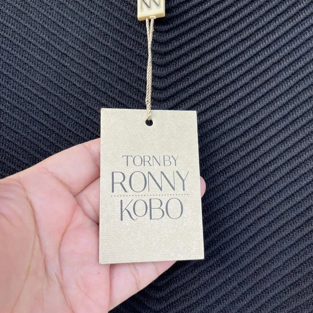 Torn By Ronny Kobo Textured Ribbed Fit & Flare Sleeveless Black Dress medium - Image 3