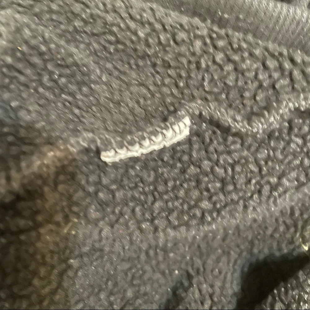 Obey Women’s Crewneck Sweatshirt - Image 11