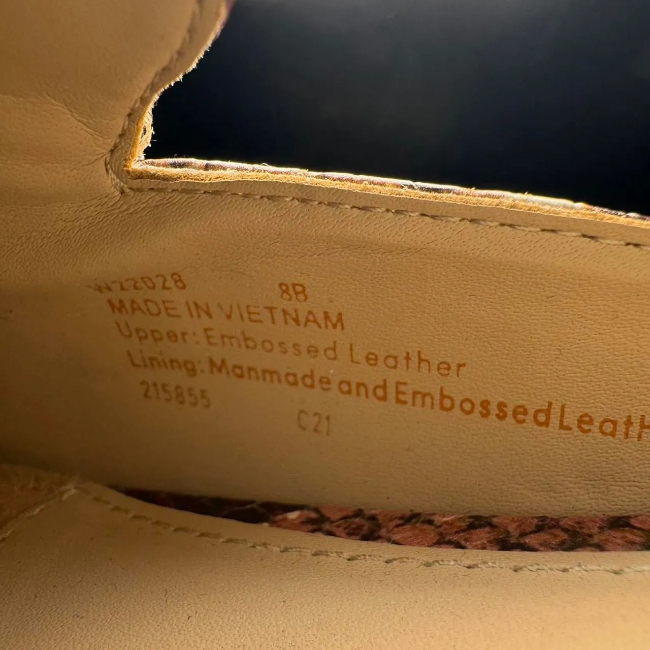 Cole Haan Women’s Size 8B Embossed Leather Snake Print Mules Slip On Flats Pink - Image 7