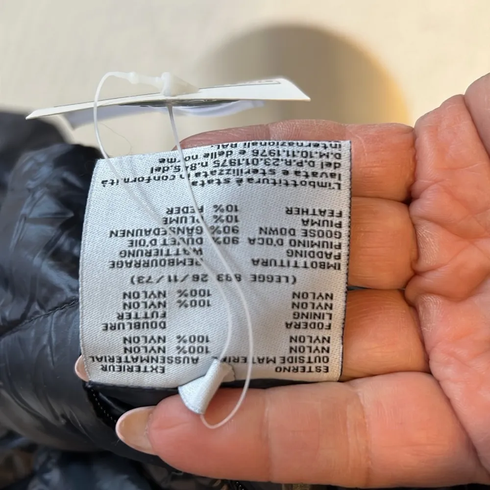 Peserico Navy Down Quilted Jacket Size undefined - Image 7