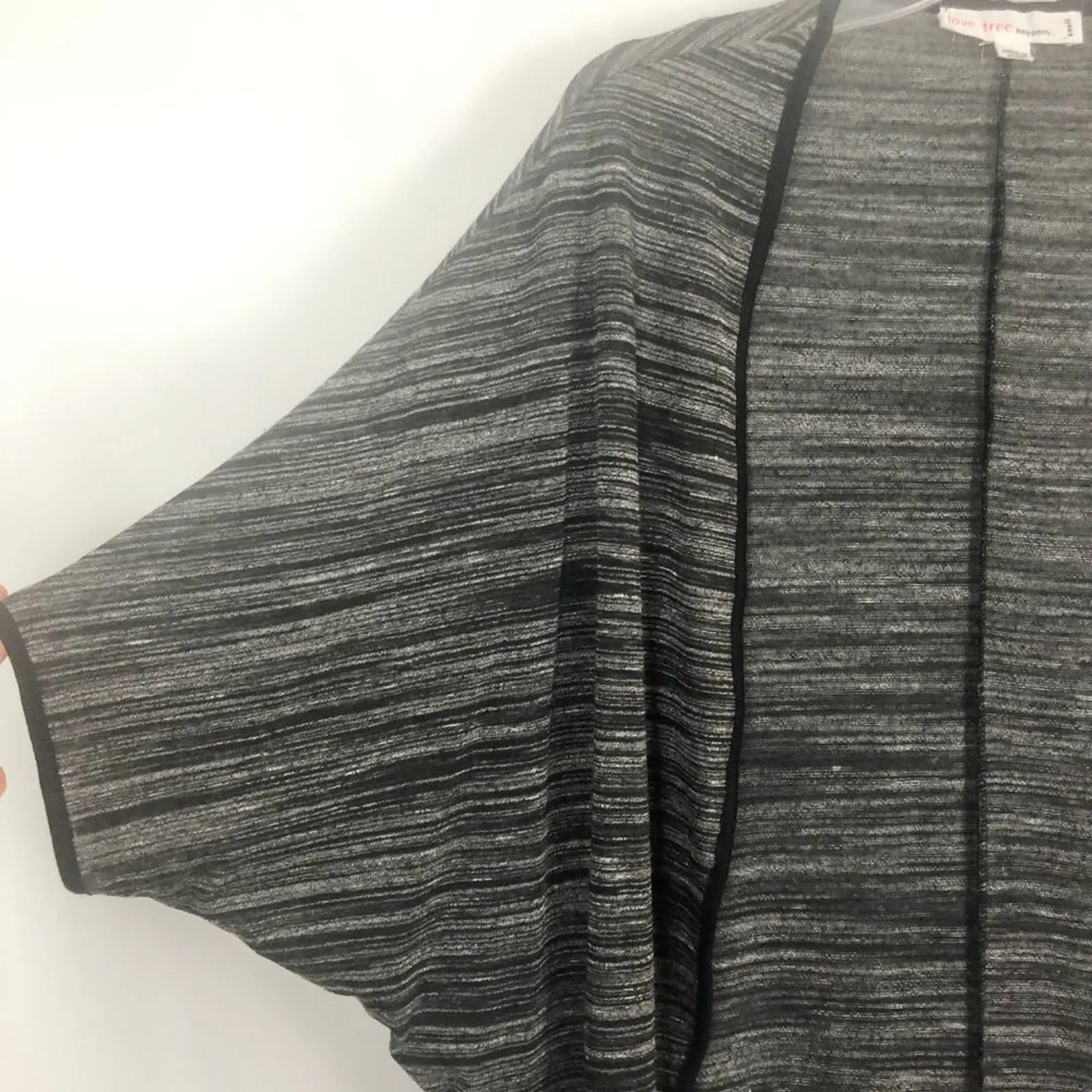 Love Tree Happens... Open Front Gray Cardigan Size Small - Image 3