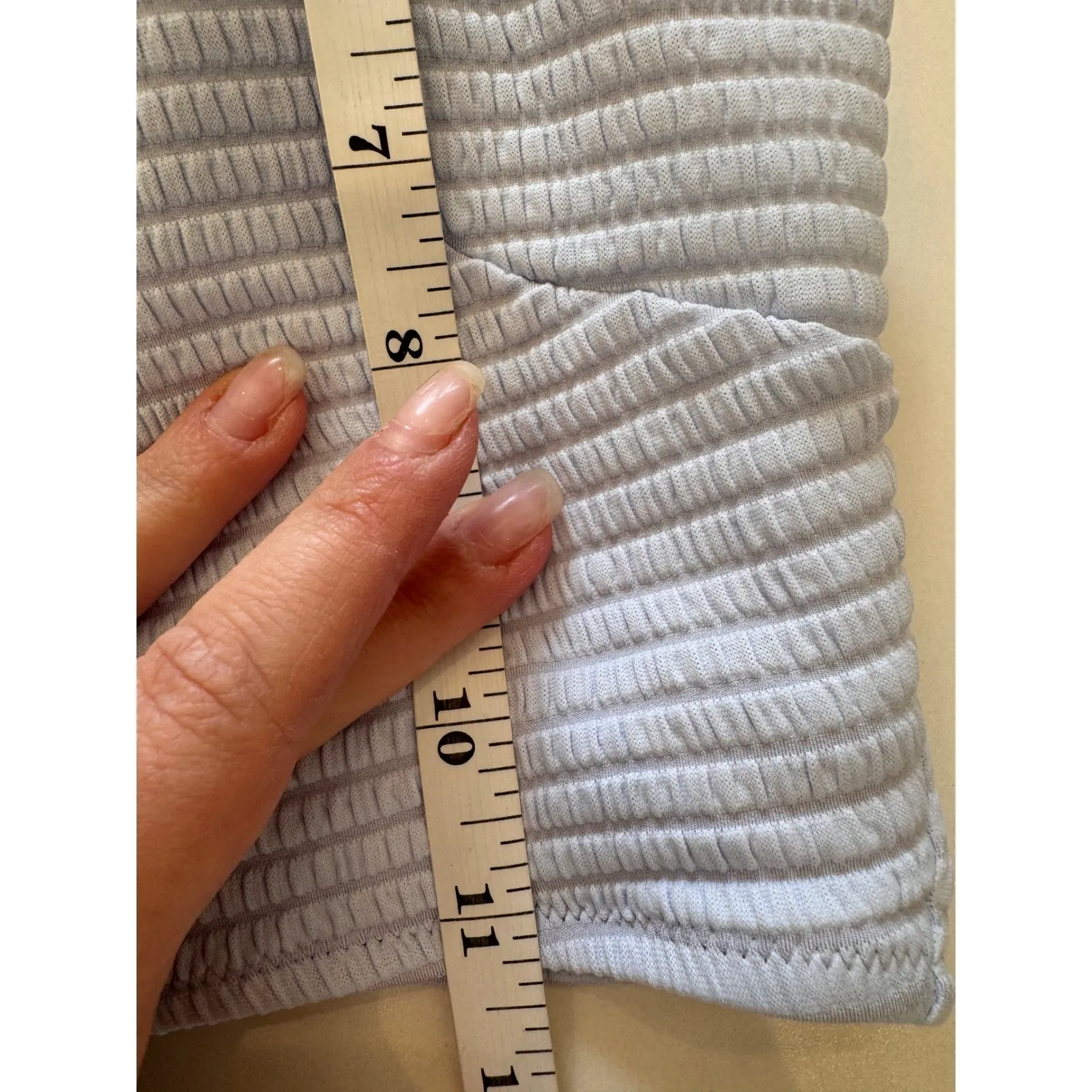 Lululemon Smocked Textured‎ Swim Top Womens Lavender Purple Square Neck Size 8 - Image 6