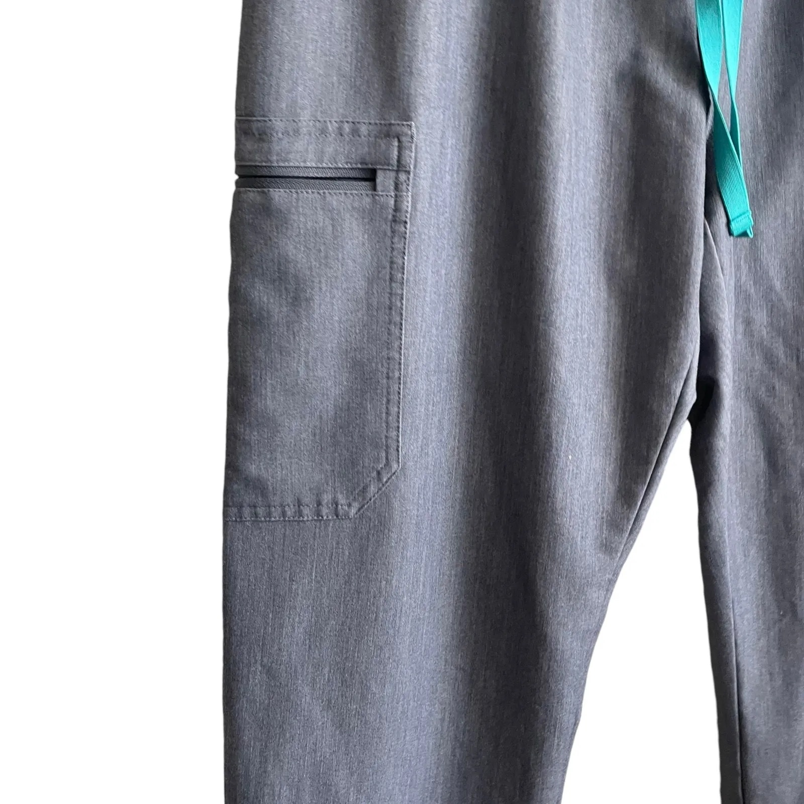 Figs Women Scrub Cargo Pants L Gray Technical Collection Medical Nurse Workwear‎ - Image 9