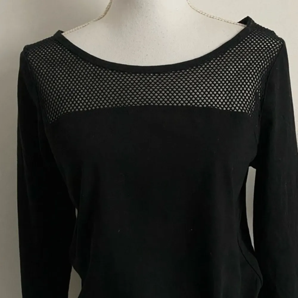 Fabletics • Solid Black Long Sleeve Mesh Neck Cutout Back Top - Image 2