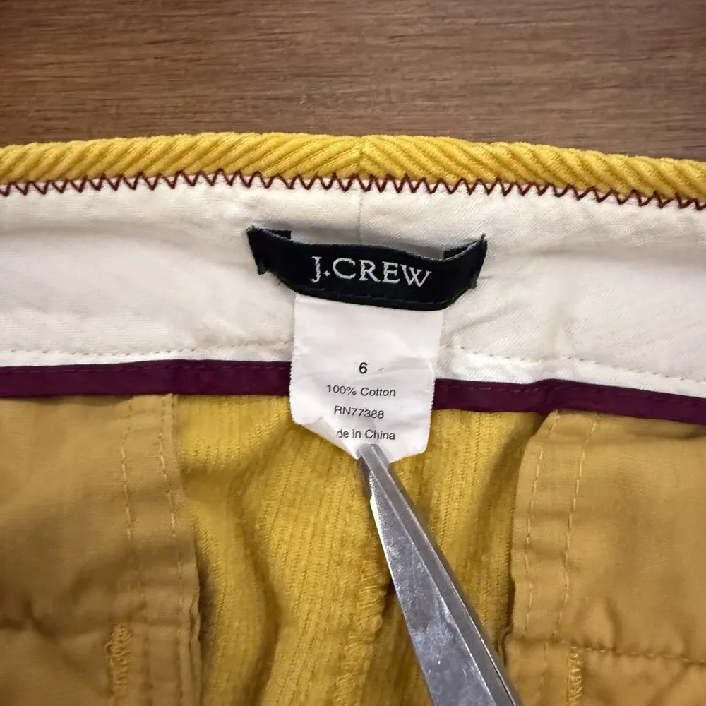 J.CREW Skirt Women Sz 6 Mustard Yellow Stretchy Corduroy Slashed Pockets Short - Image 3