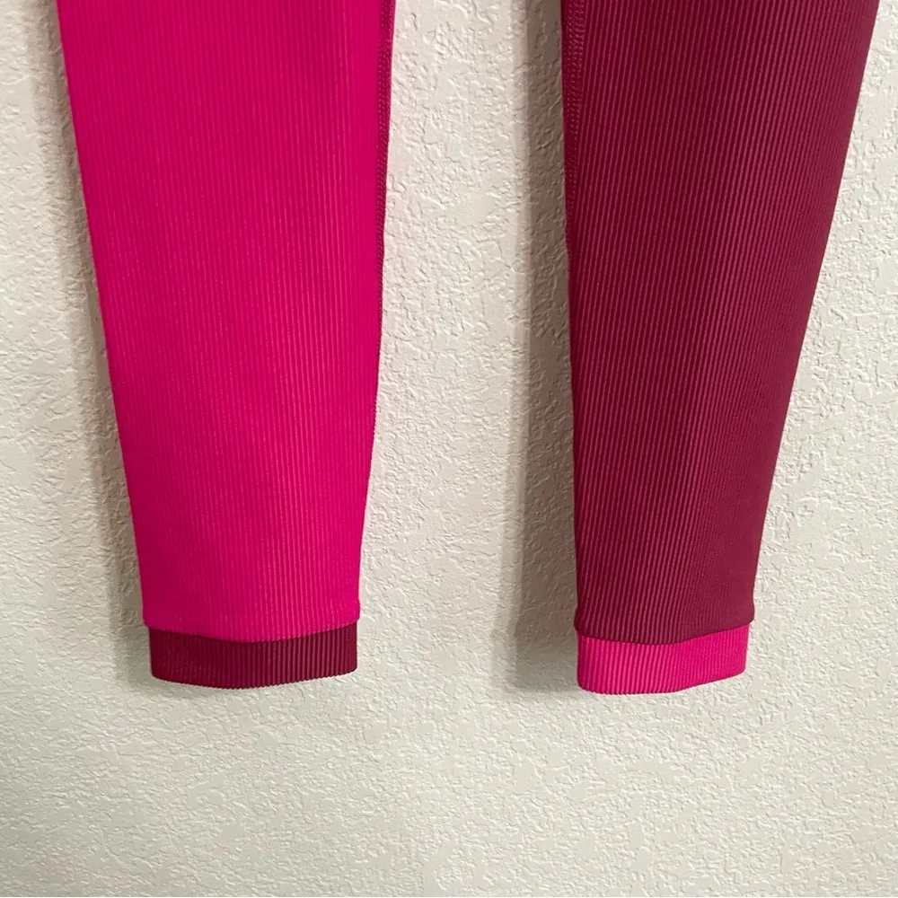 Beach Riot Womens Athletic Leggings Pink Two Tone Ribbed Size XS - Image 6