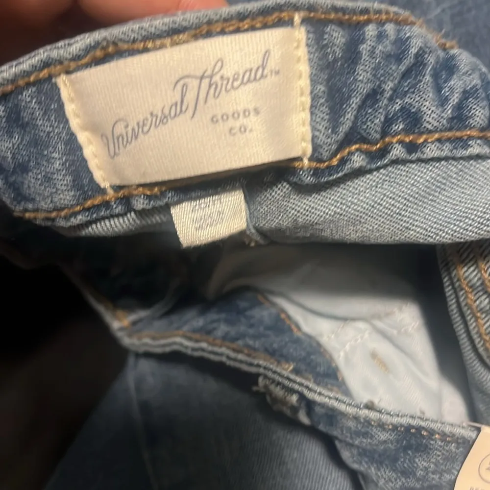 - Universal Thread High Rise 80S Slim Leg Medium Wash Size 26R Plus - Image 6