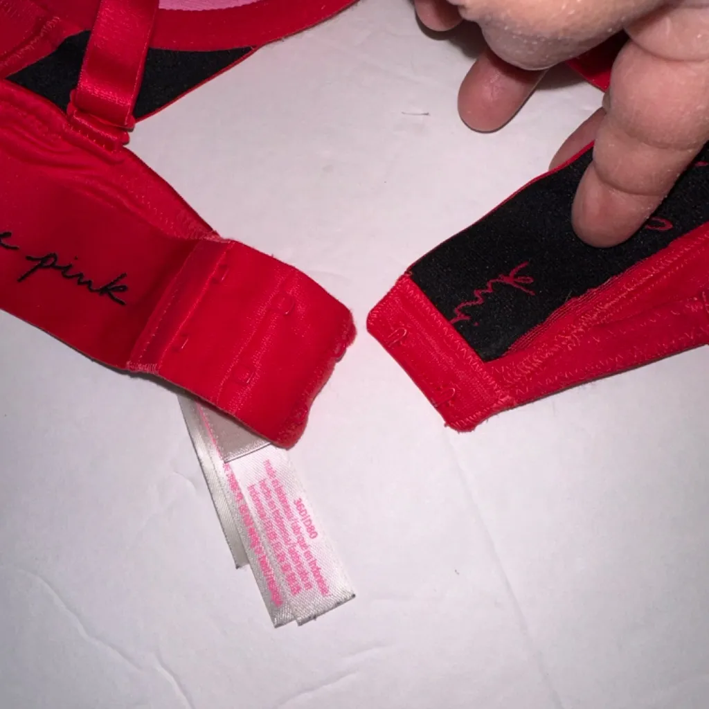 VS PINK everywhere wear T-shirt bra in red and black size 36D - Image 7