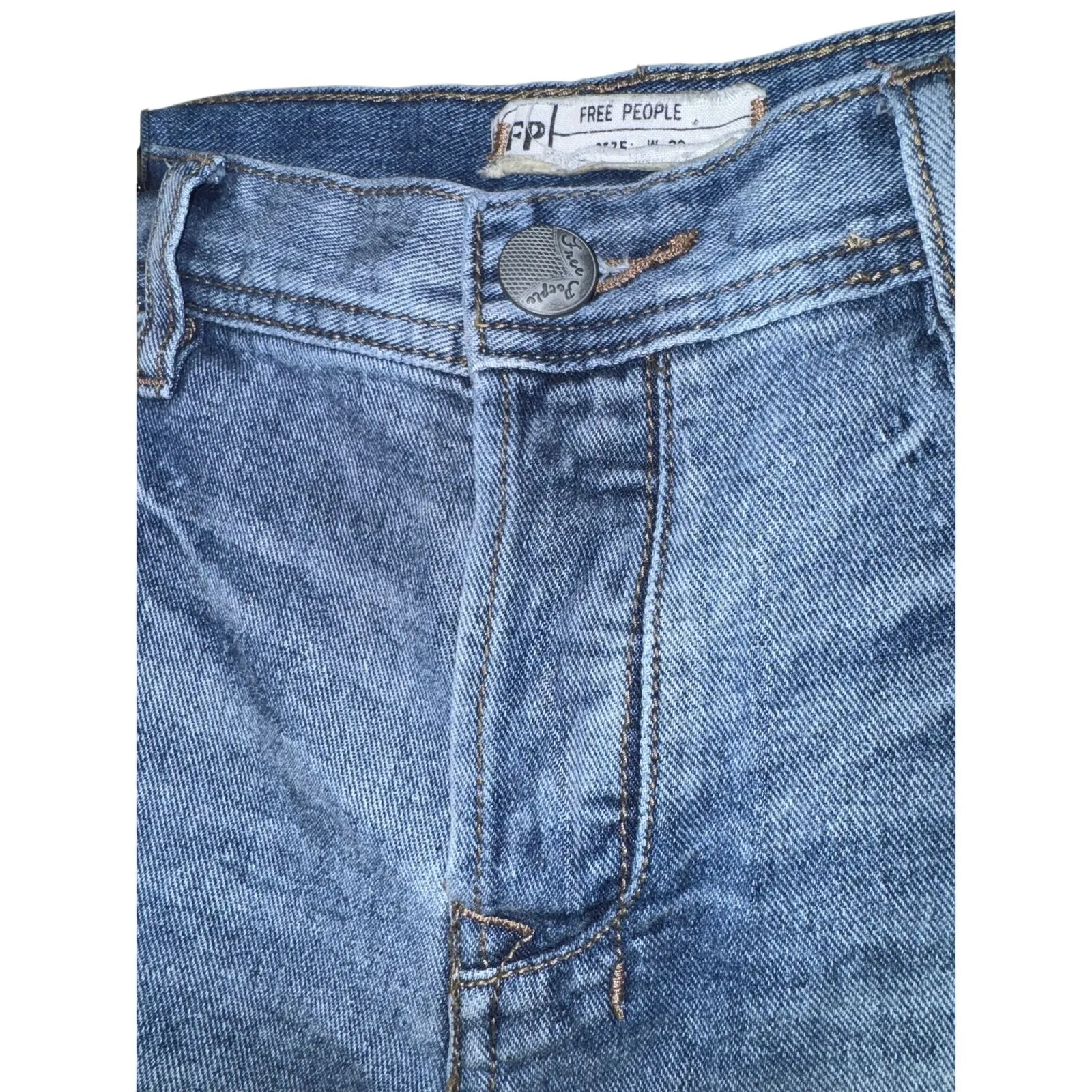 Free People Cut Off Shorts Light Wash Button Fly Distressed Women's 29 Mid Rise - Image 5